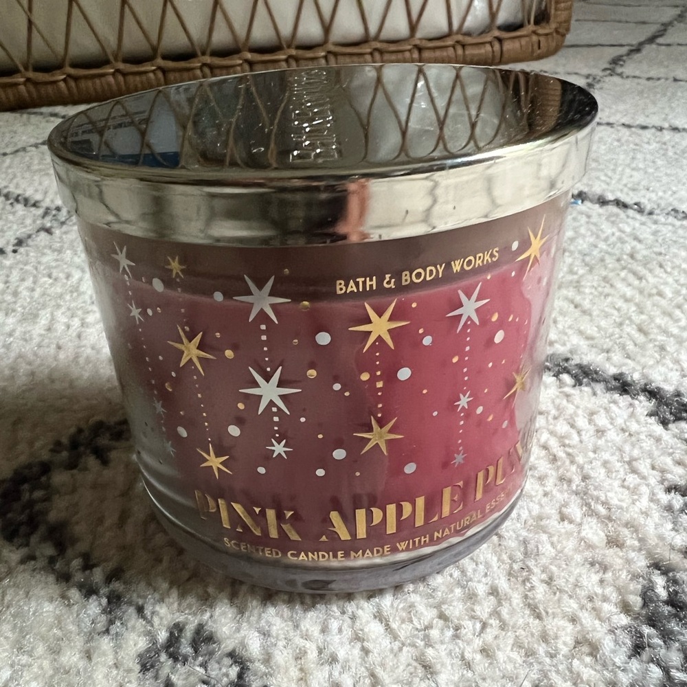 NEW Bath and body works candle